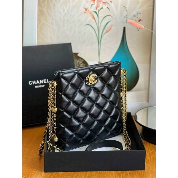 TNS-Túi đeo chéo chần ô trám siêu hottrend gift box làm quà siêu sang với màu đen classic