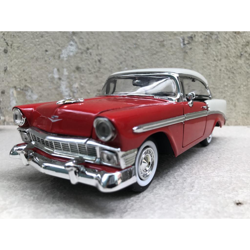 Mô hình xe cổ trưng bày Chevy AIR 1956 1:24