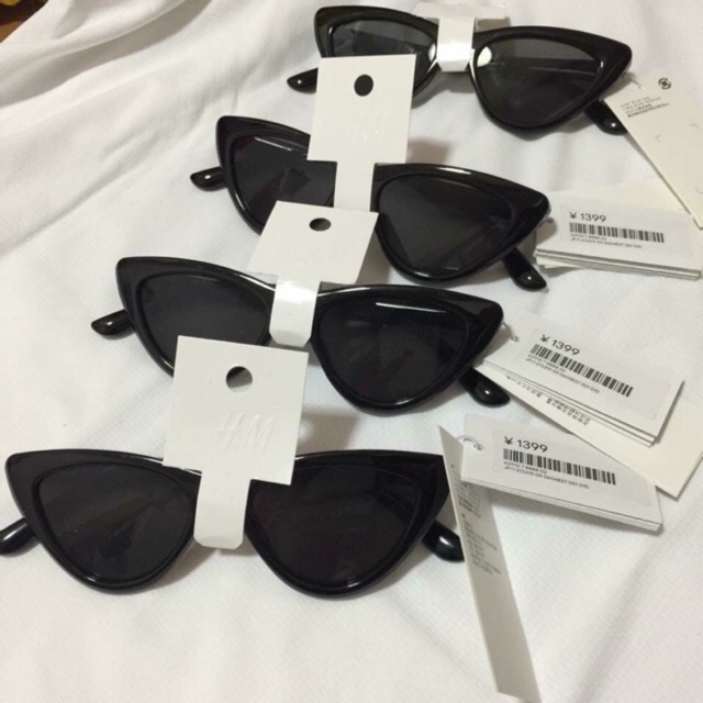 Kính oder xin ( hoa anh thao )