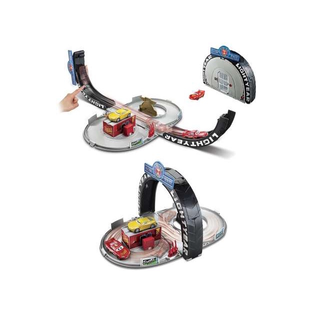 Đồ chơi HỘP ĐƯỜNG ĐUA DI ĐỘNG MCQUEEN CARS "Mattel -FBG43"