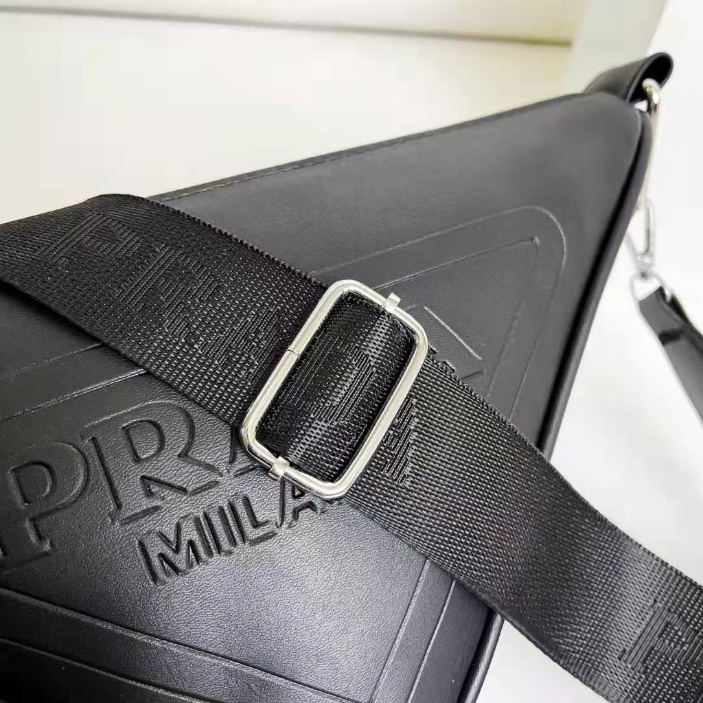 Túi Xách Prada Thời Trang Sang Trọng Cho Nữ