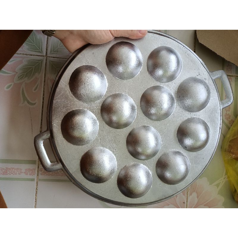 Khuôn bánh khọt gang 12 lỗ không nắp