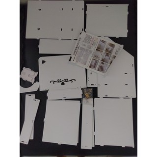 TỦ KỆ ĐỰNG MỸ PHẨM 22