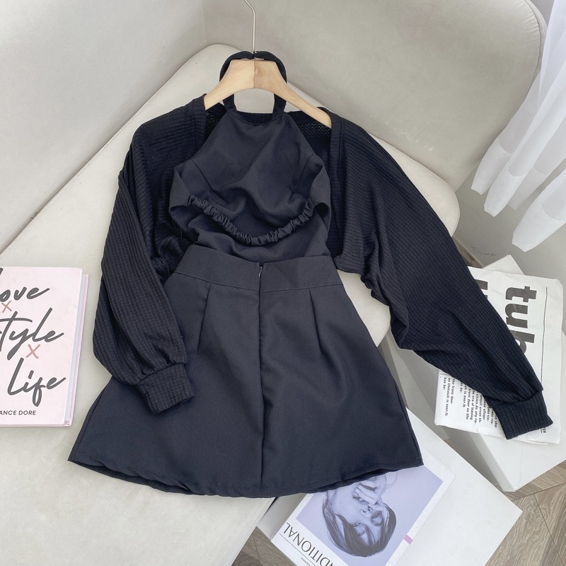 SET ĐẦM YẾM ĐEN CUTOUT LƯNG KÈM KHOÁC