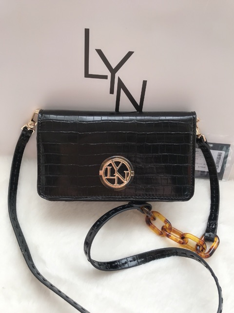 Túi Lyn mini  𝐦𝐚̂̃𝐮 𝐦𝐨̛́𝐢