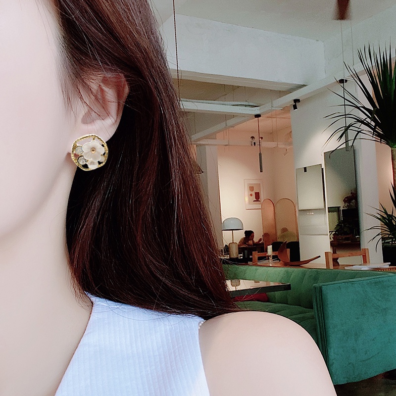 Khuyên tai kẹp không bấm lỗ chốt cố định K078 bằng hợp kim mạ vàng hình tròn bông hoa dáng ngắn Leous Accessories