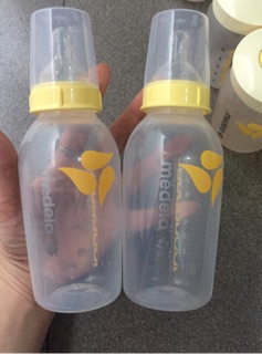 Bình sữa Medela 250ml - (đã sử dụng)