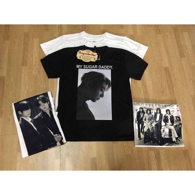 Áo thun đen in theo yêu cầu