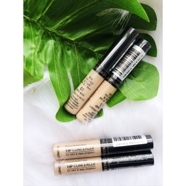 Kem che khuyết điểm Cover Perfection Tip Concealer