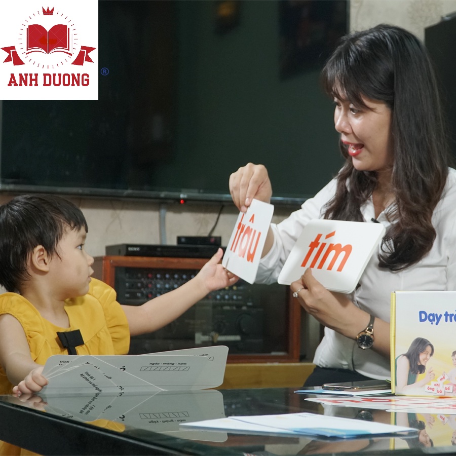 Bộ thẻ học đọc chữ cái glenn doman chuẩn thông minh cho bé giúp trẻ biết mặt chữ sớm