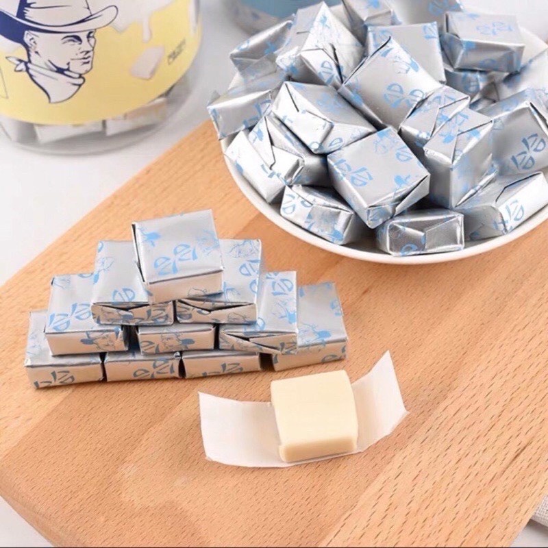 Kẹo Sữa Chua Ông Già Đài Loan Lọ 288gr