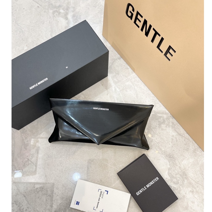 Set Hộp Thủy Tinh Gm 2022 Mới (Có Túi papaerbag) - Không Bao Gồm Kính