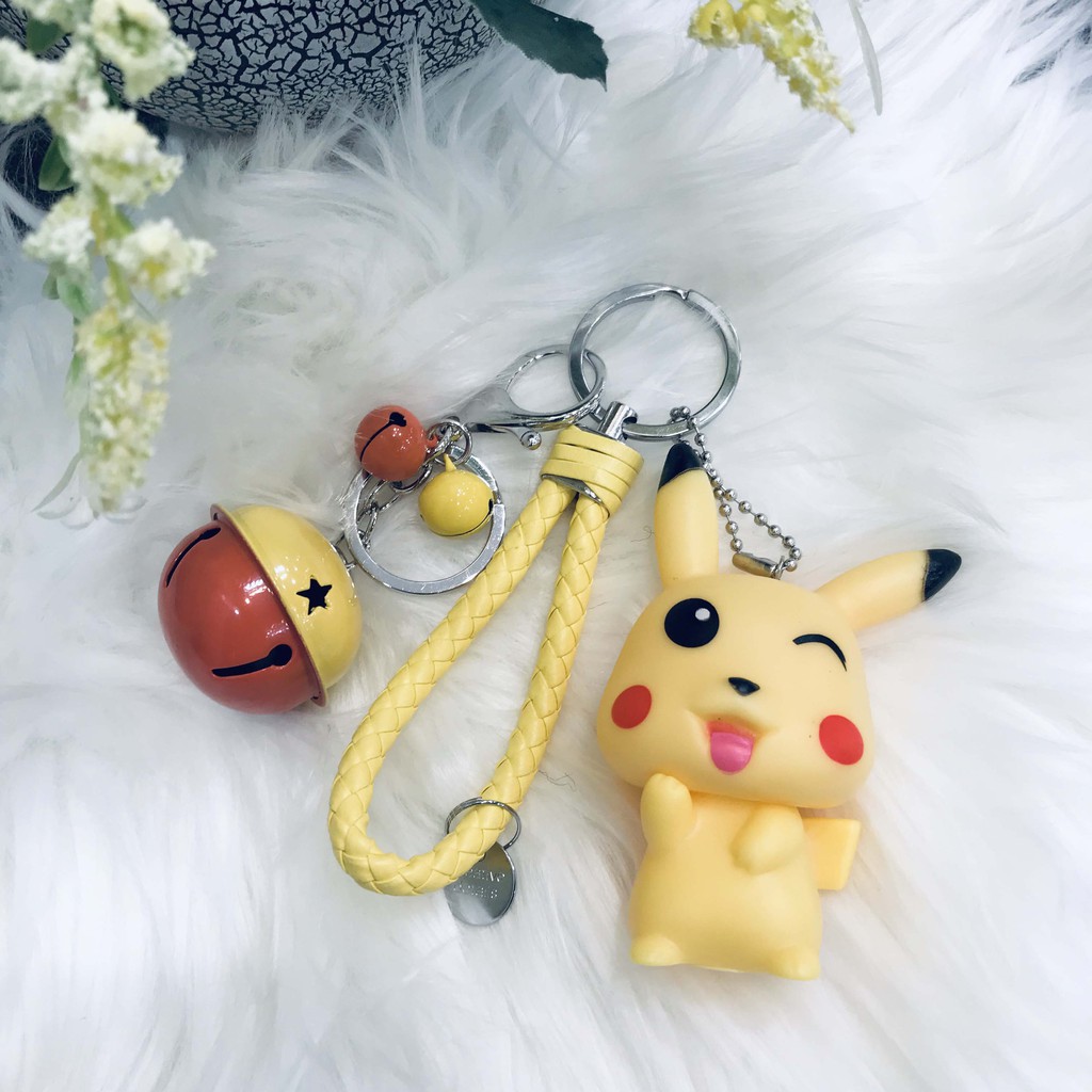 Móc khóa Pikachu đội mũ kèm dây và 3 chuông