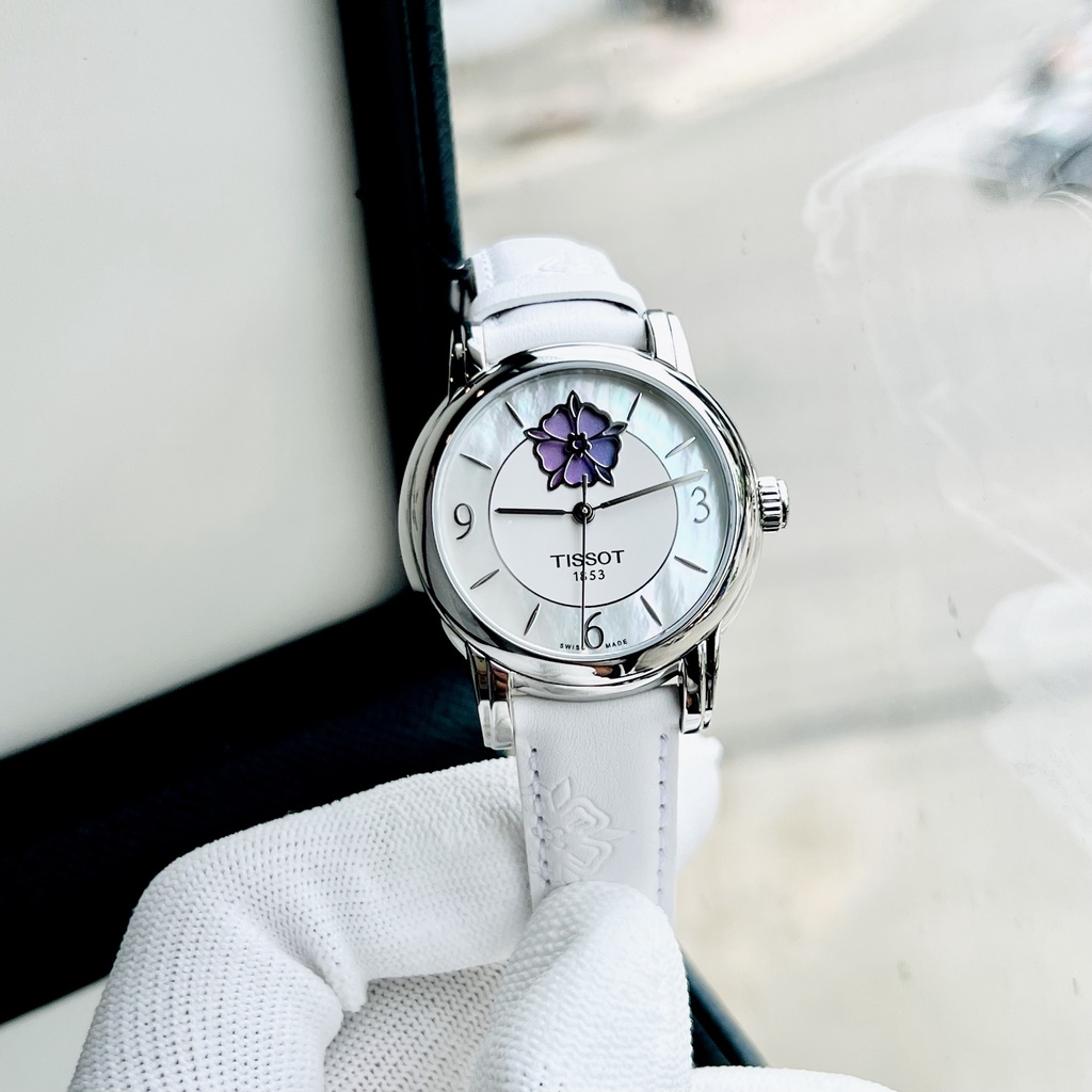 Đồng hồ nữ dây da Tissot Lady Heart Flower T050.207.17.117.05