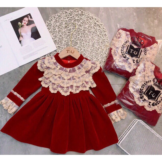 Váy nhung đỏ cổ thêu hoa cực sang chảnh cho bé gái mặc Noel ,Tết