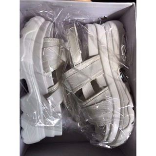 [Order] Dép sandal ULZZANG đế cao