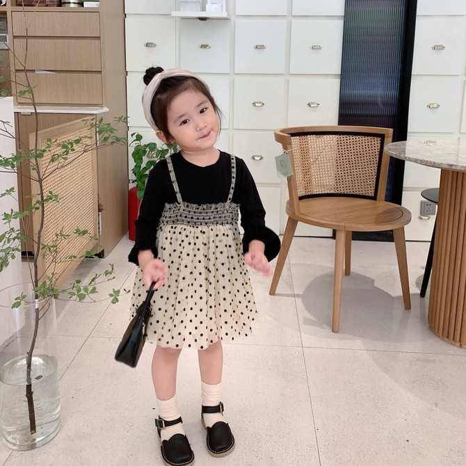 Đầm cotton tay dài phối họa tiết chấm bi xinh xắn cho bé gái