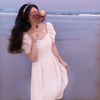 Đầm trắng nữ dáng dài cổ tim, váy trắng nữ tay lỡ chiết li eo dáng dài tiểu thư | BigBuy360 - bigbuy360.vn