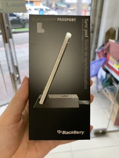 Đế sạc BlackBerry Passport