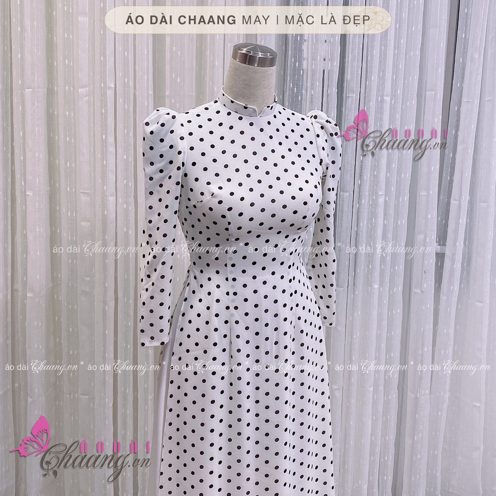Áo Dài Trắng Truyền Thống Chấm Bi Vai Bồng May Sẵn Lụa Thái Cổ Vuông Đẹp ChaangBi09