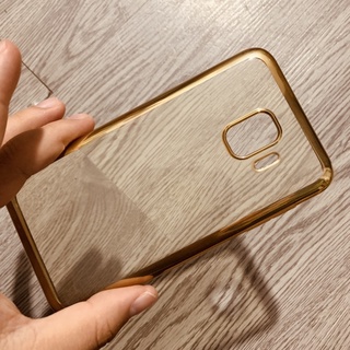 Samsung J2 core ốp lưng dẻo trong suốt viền màu vàng cho j2core