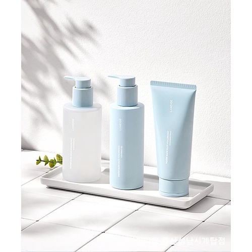 Sữa Rửa Mặt Dưỡng Ẩm Laneige Water Bank Blue Hyaluronic Cleansing Foam 30ml