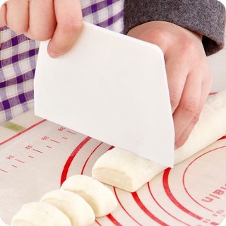 Miếng nhựa cắt vét bột hình vuông - Dụng cụ làm bánh