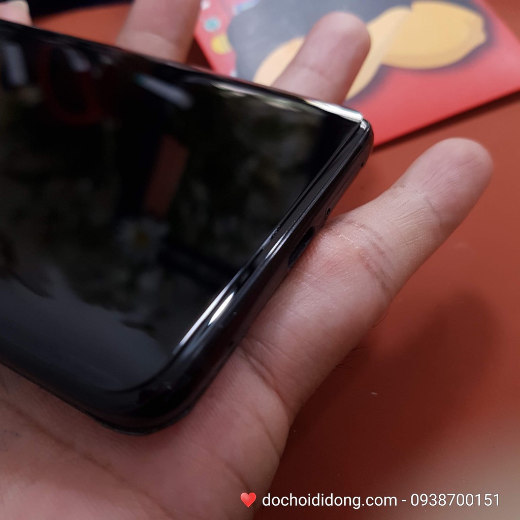 Dán cường lực chống nhìn trộm Huawei Mate 20 Pro Zacase UV cao cấp