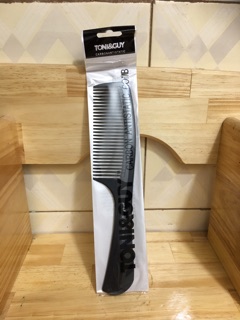 Lược một đầu có tay cầm Toni & Guy (lớn - răng lược thưa)