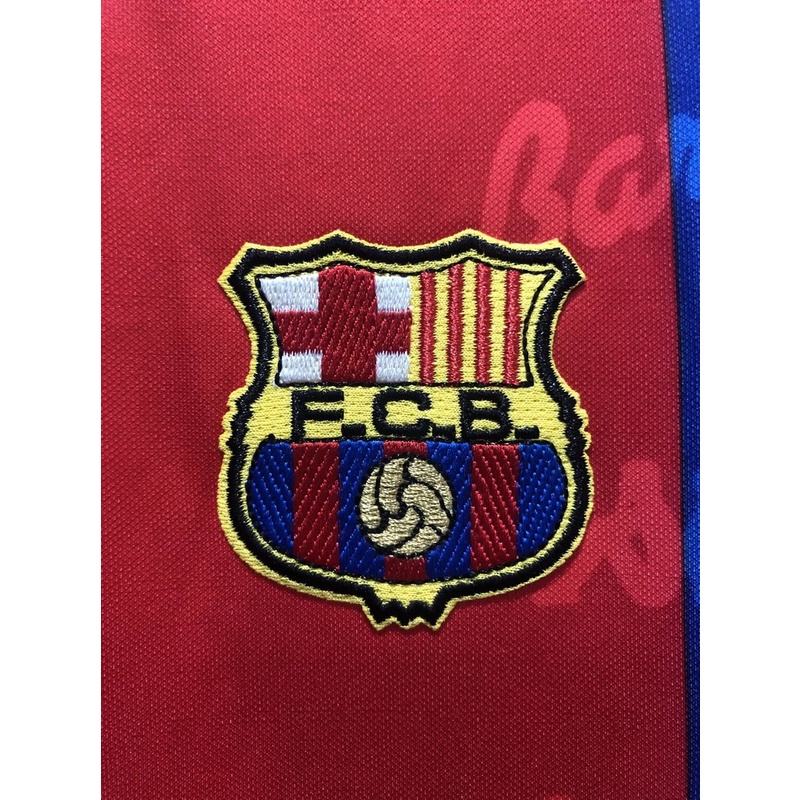 Áo Thun Đá Banh Tay Ngắn Số 92 / 95 Đội Tuyển Barcelona