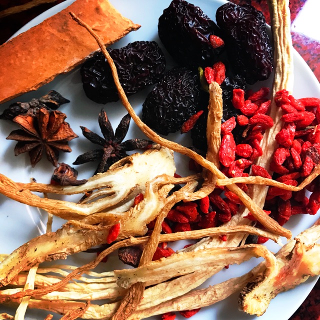Gói thuốc Bắc ăn lẩu, hầm ...