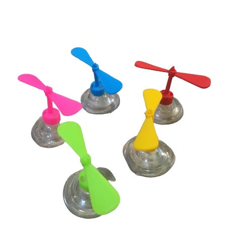 BÁN SỈ- Chong Chóng Doremon Gắn Mũ Bảo Hiểm, Chong Chóng Gắn Nón Bảo Hiểm ĐI PHƯỢT