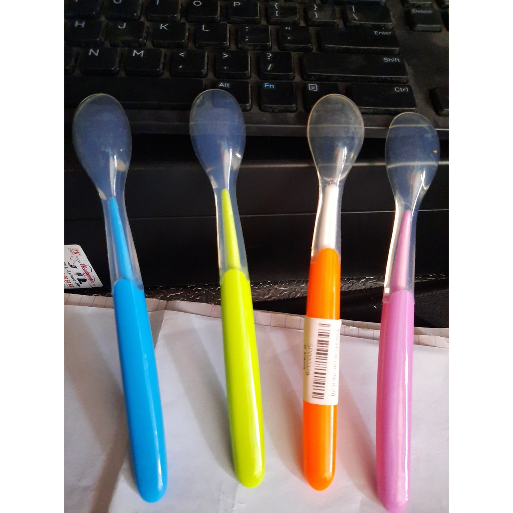 Thìa ăn dặm cho bé silicon cán dài