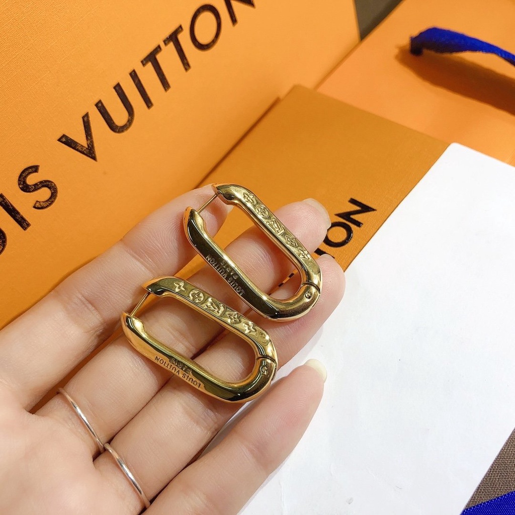 LOUIS VUITTON Khuyên Tai Tròn Bằng Thép Titan In Logo LV Thời Trang