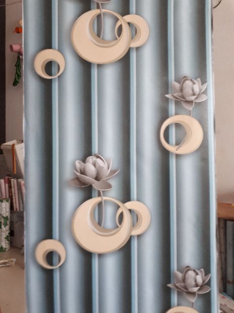 Decal giấy dán tường hoa sen sọc xanh khổ rộng 45cm, giá bán 1m dài