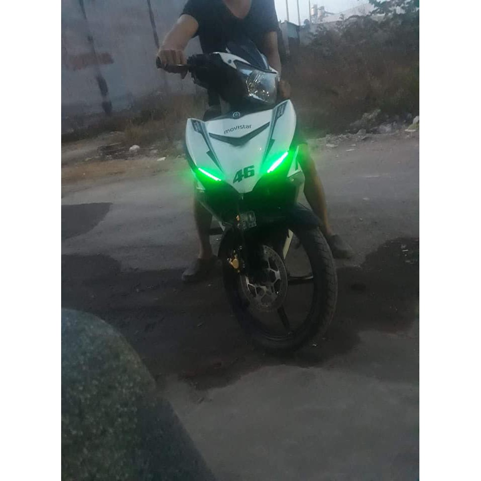 Demi lưới Exciter 150 làm hoàn chỉnh có đèn zắc cắm như zin.