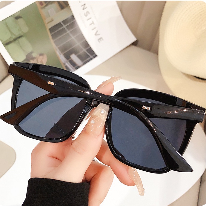 Kính Mát Gọng Vuông Chống Nắng Phong Cách Hàn Quốc Thời Trang Mới Cho Nữ