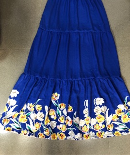 Váy Maxi thêm bông chân 250k