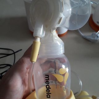 Thanh lý máy hút sữa đôi Medela Swing