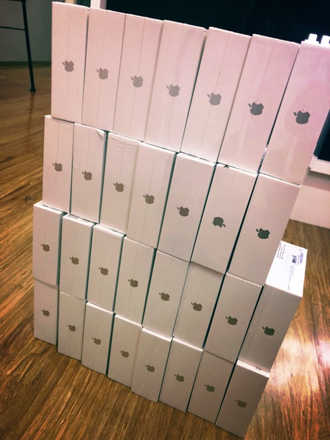 Tai Nghe AirPods 2 bản sạc dây chính hãng apple tặng kèm case silicon hoặc case trong suốt | BigBuy360 - bigbuy360.vn