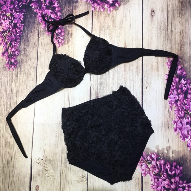 Bikini / bộ bơi hoa hồng đen