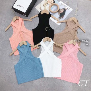 Áo len croptop cổ yếm đắp chéo