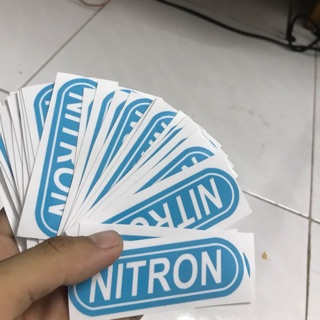 tem miếng nitron bự  dán mọi vị  trí của xe