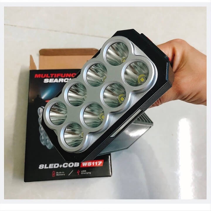 Đèn pin cầm tay siêu sáng chiếu xa 300m 8 bóng led, đèn pin sạc năng lượng mặt trời có COB Led 4 chế độ
