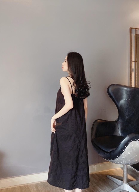 BÁN SỈ VÁY ĐŨI ĐAN DÂY ĐEN VÀ VÀNG CHO NỮ | BigBuy360 - bigbuy360.vn