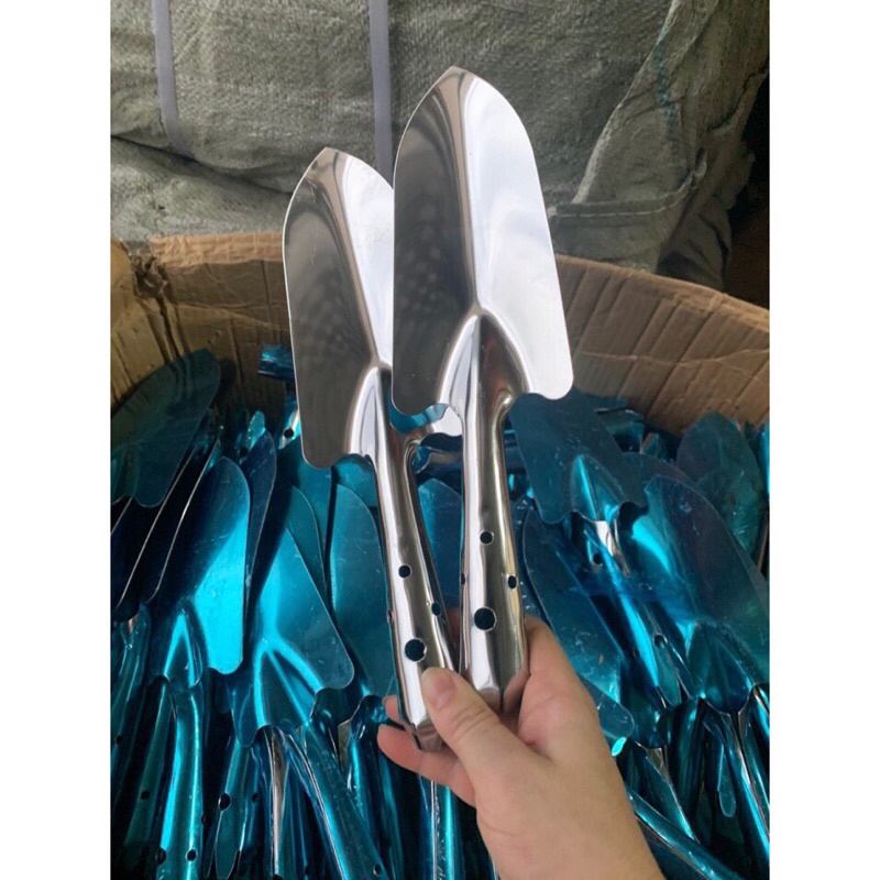 Xẻng inox làm vườn siêu bền, siêu chắc, chuẩn inox xịn, ko gỉ ạ, hàng đẹp và có sẵn