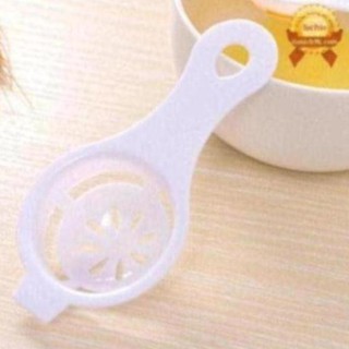 Dụng cụ tách lòng đỏ trứng gà B-Or