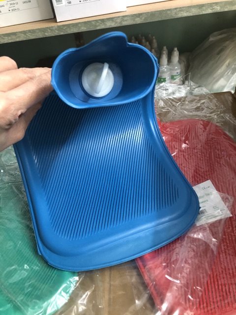 ❤️ TÚI CHƯỜM CAO SU NÓNG LẠNH ĐA NĂNG Túi Chườm Đổ Nước Nóng Cao Su Loại To 2000ml ,TÚI CHƯỜM ĐAU BỤNG KINH 2L