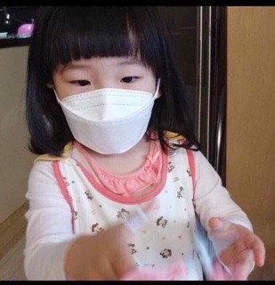 Khẩu_trang_Welkeeps KF94 Trẻ em  ( Hàng có sẵn )