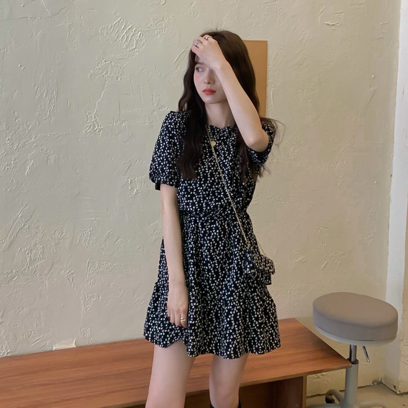 Đầm Thời Trang Nhấn Eo Họa Tiết Bông Hoa Phong Cách Vintage | BigBuy360 - bigbuy360.vn